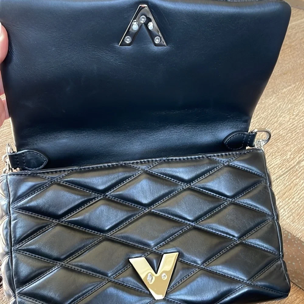 Louis Vuitton preowned please
